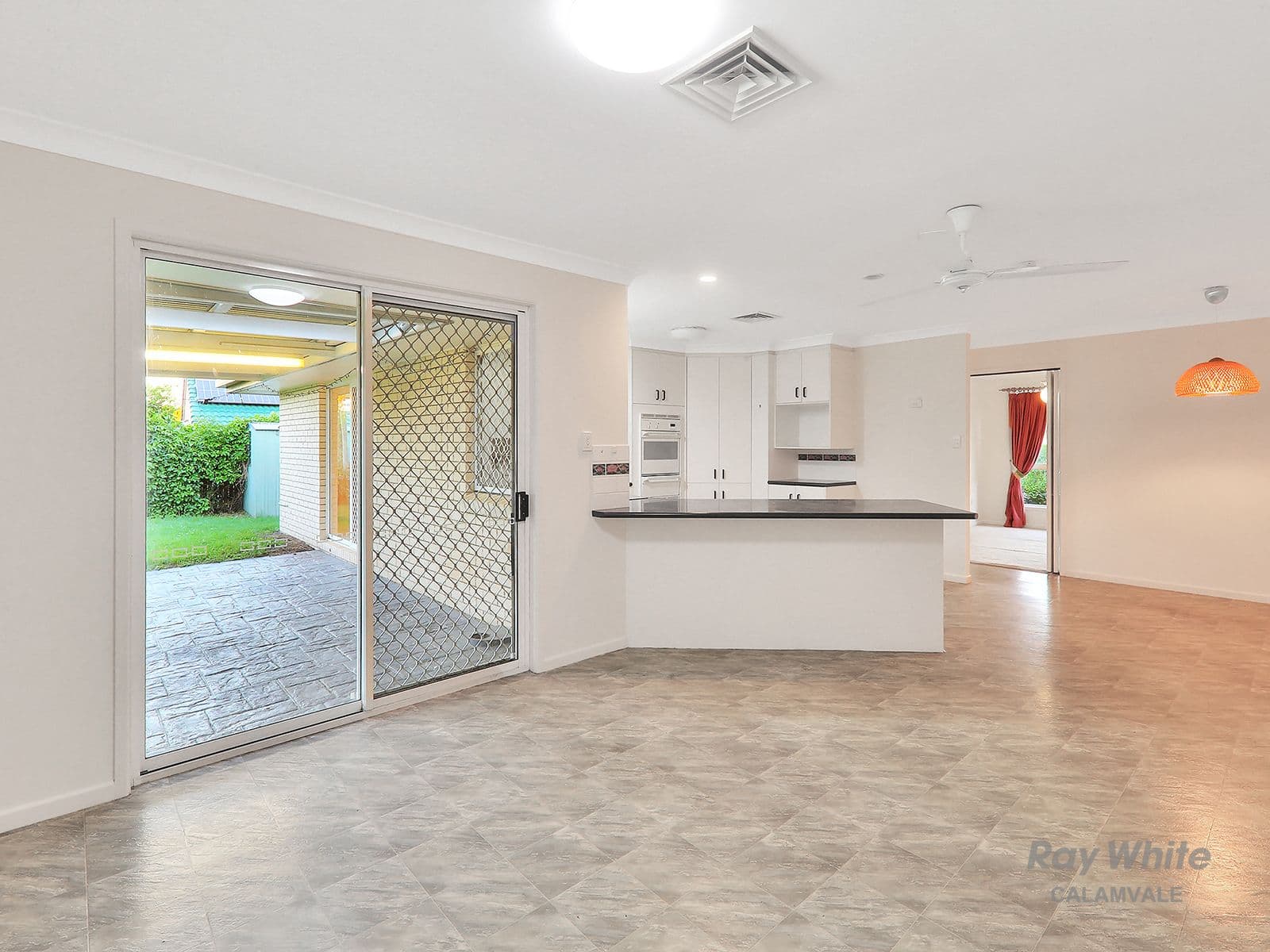 7 Tynon Close, Parkinson QLD 4115, Parkinson - Thumbnail 2