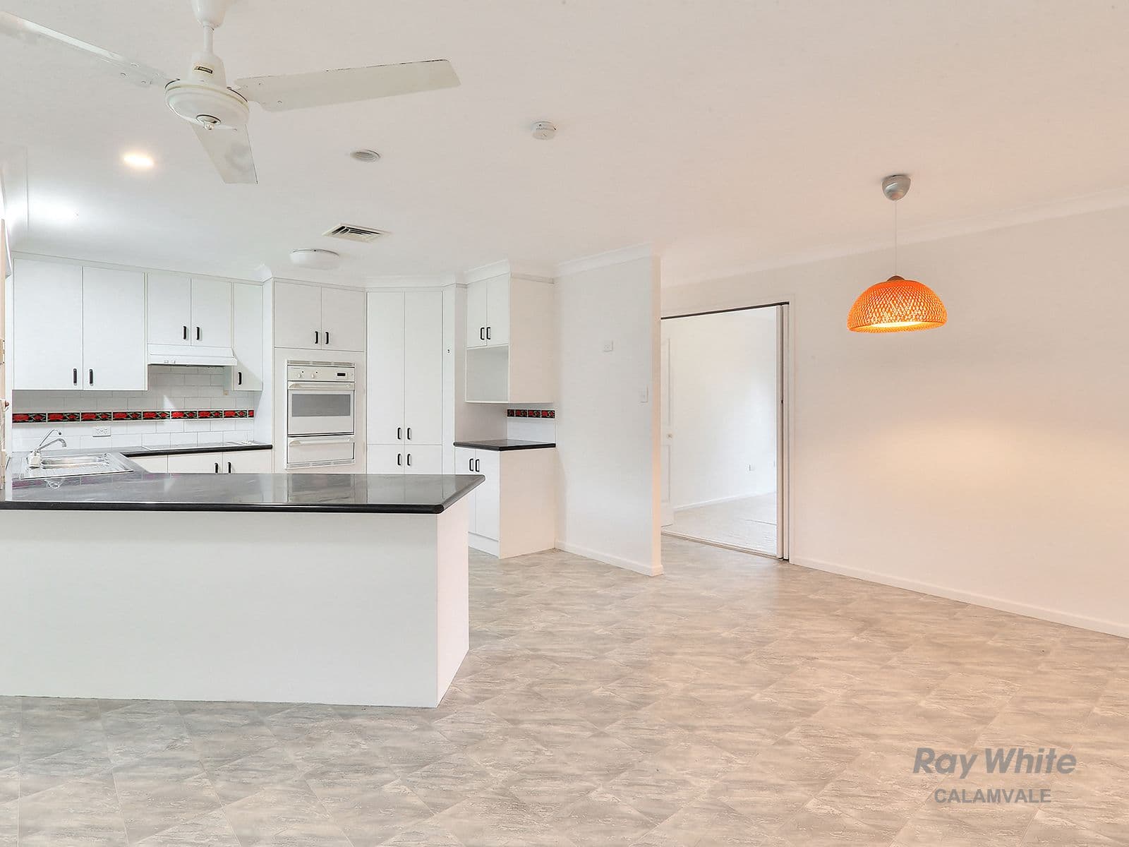 7 Tynon Close, Parkinson QLD 4115, Parkinson - Thumbnail 4