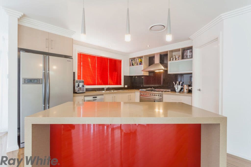 163 Clifton Boulevard, Griffith - Thumbnail 4