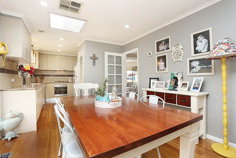 5 Lomond Court, Lalor VIC 3075, Lalor - Thumbnail 2
