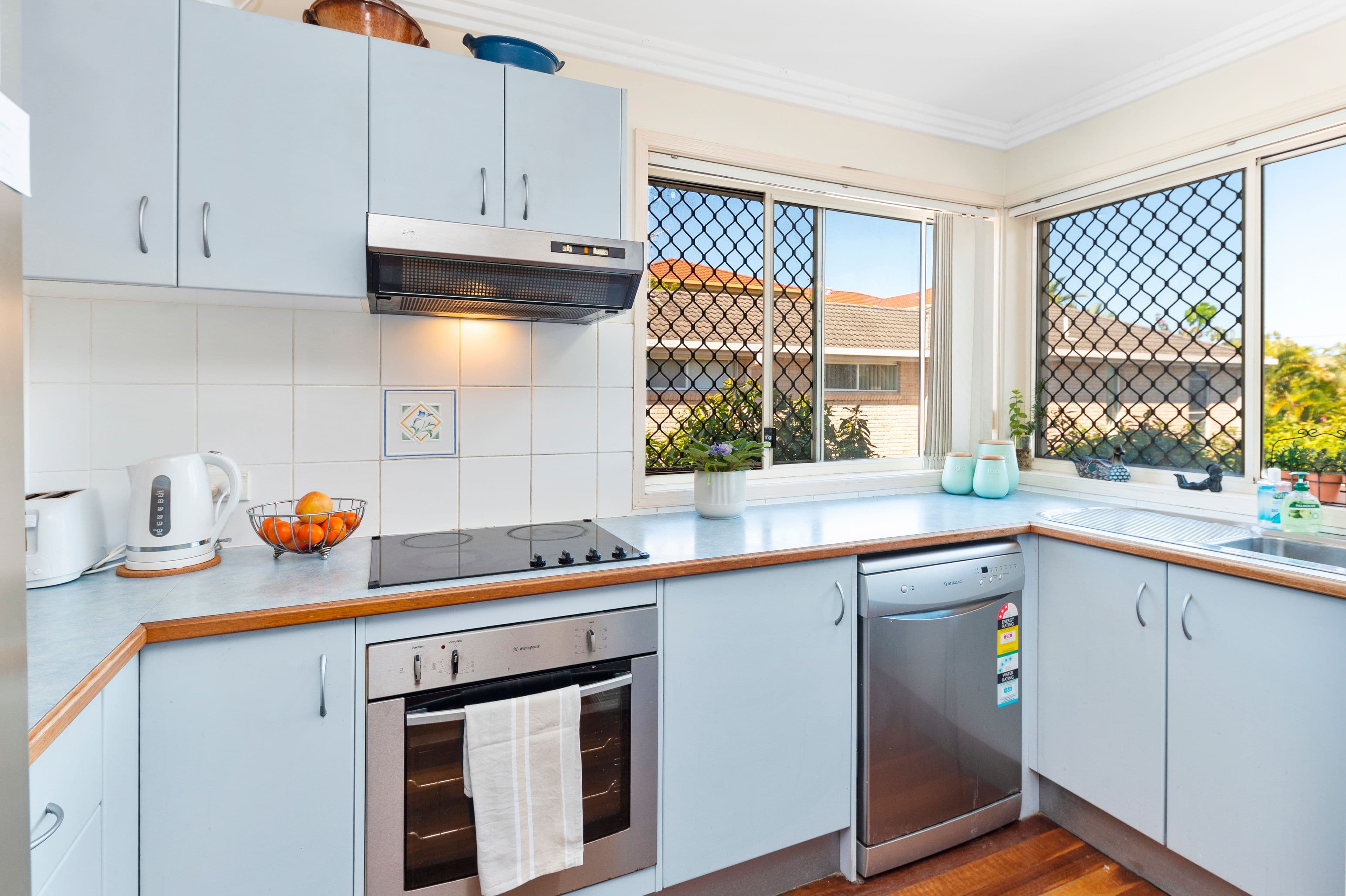 31 Chester Terrace, Southport QLD 4215, Southport - Thumbnail 5