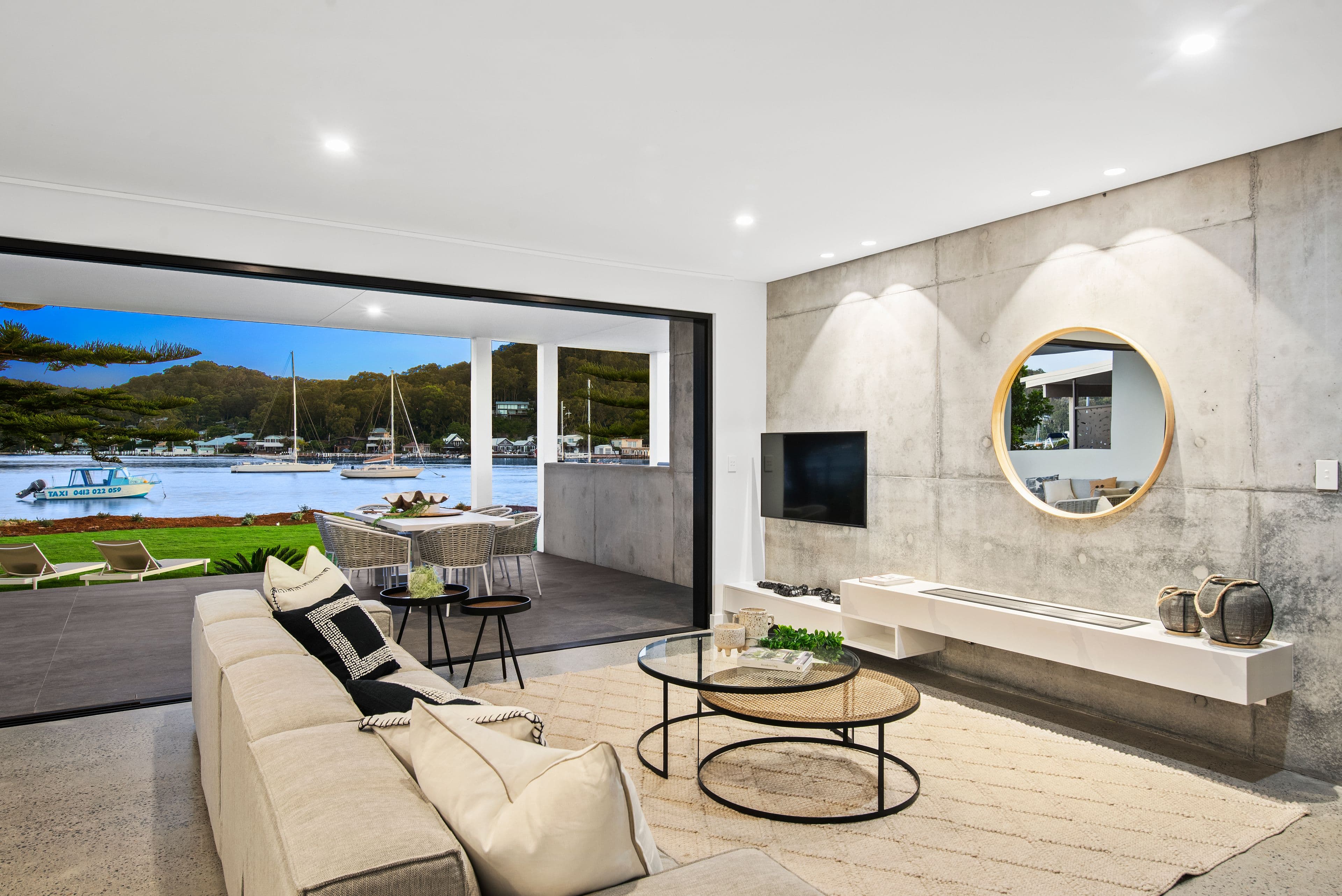 2/372 Booker Bay Road, Booker Bay NSW 2257, Booker Bay - Thumbnail 2