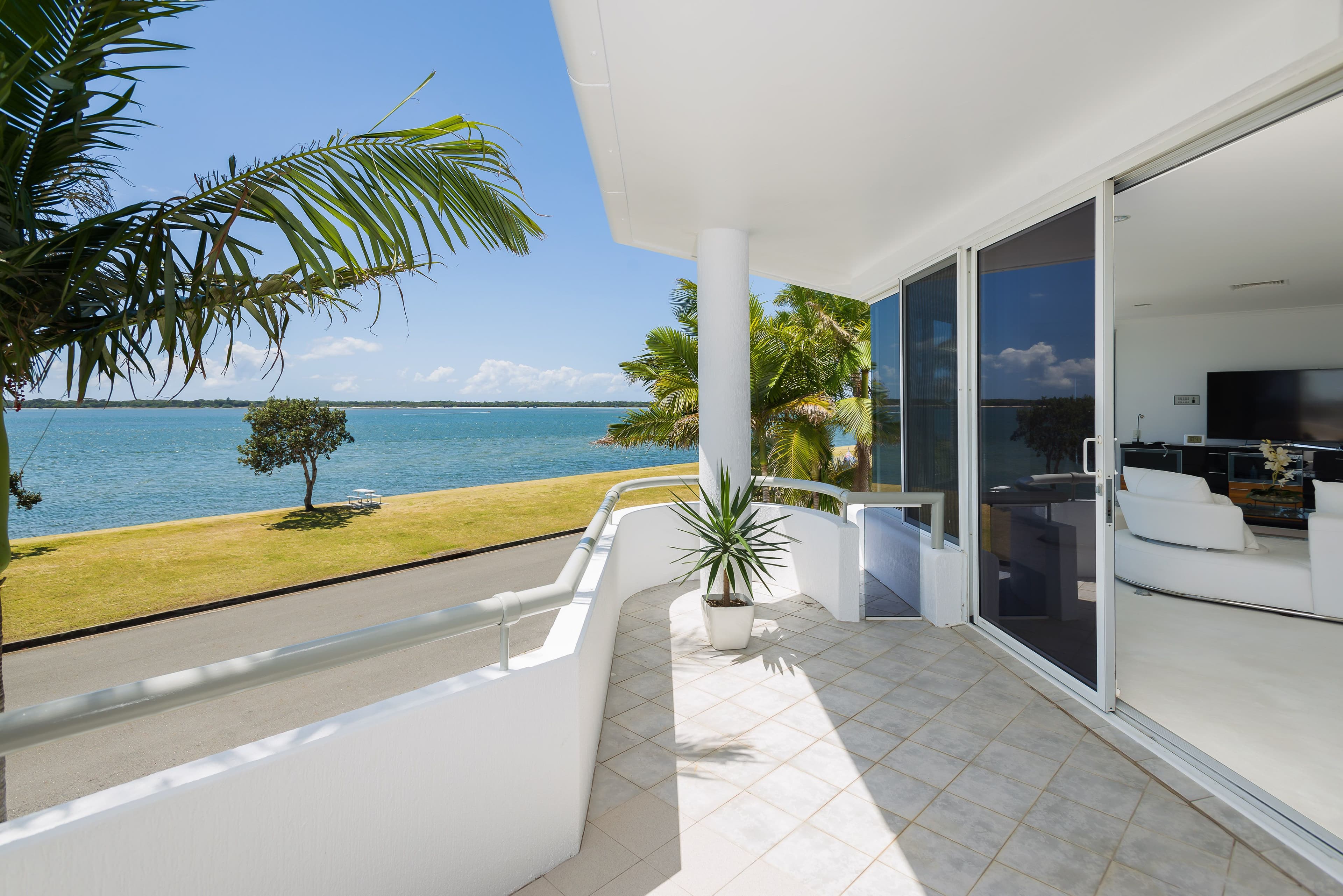 6 James Cook Esplanade, Hollywell QLD 4216, Hollywell - Thumbnail 7