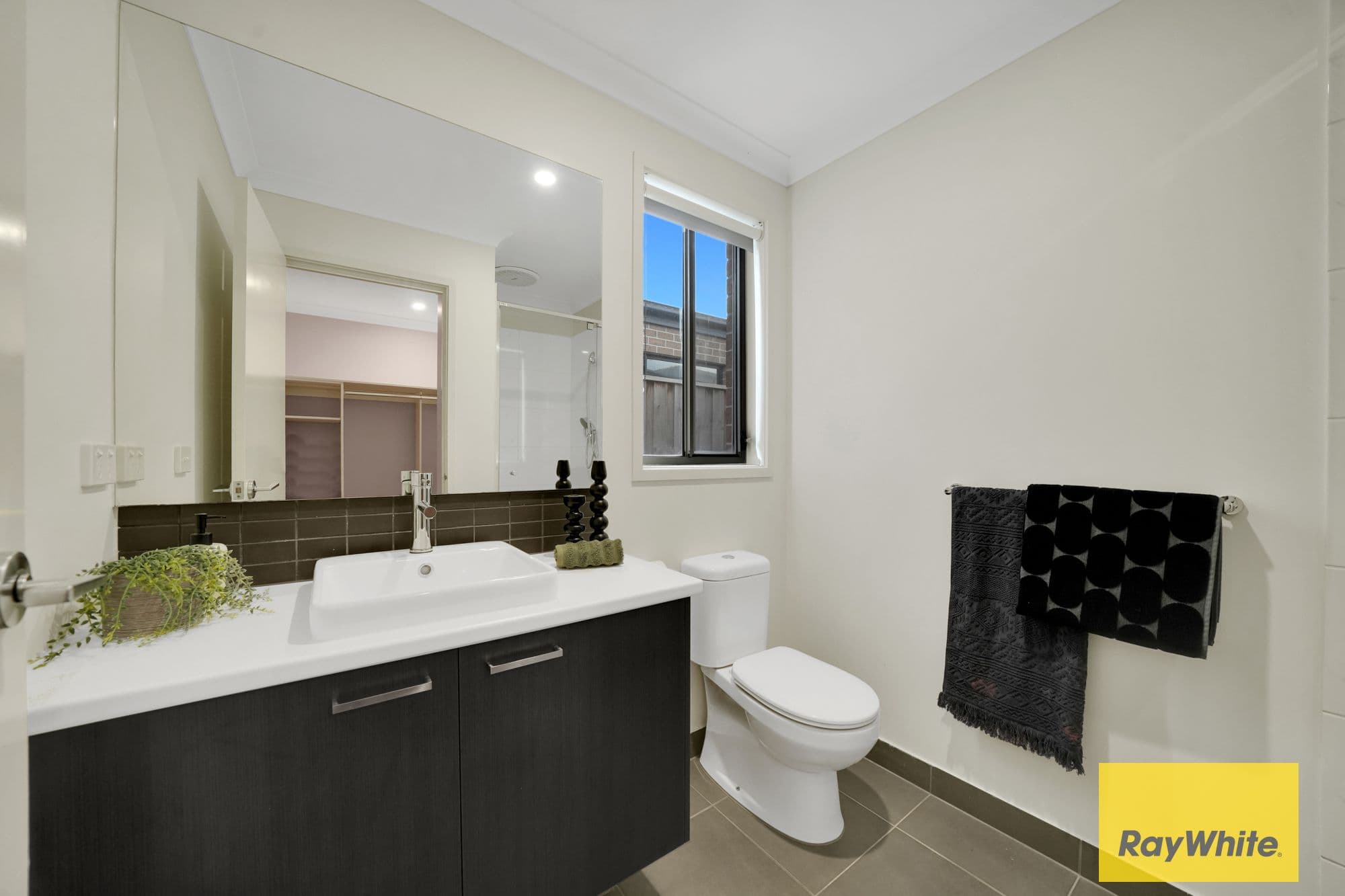 25 Plough Avenue, Truganina VIC 3029, Truganina - Thumbnail 6