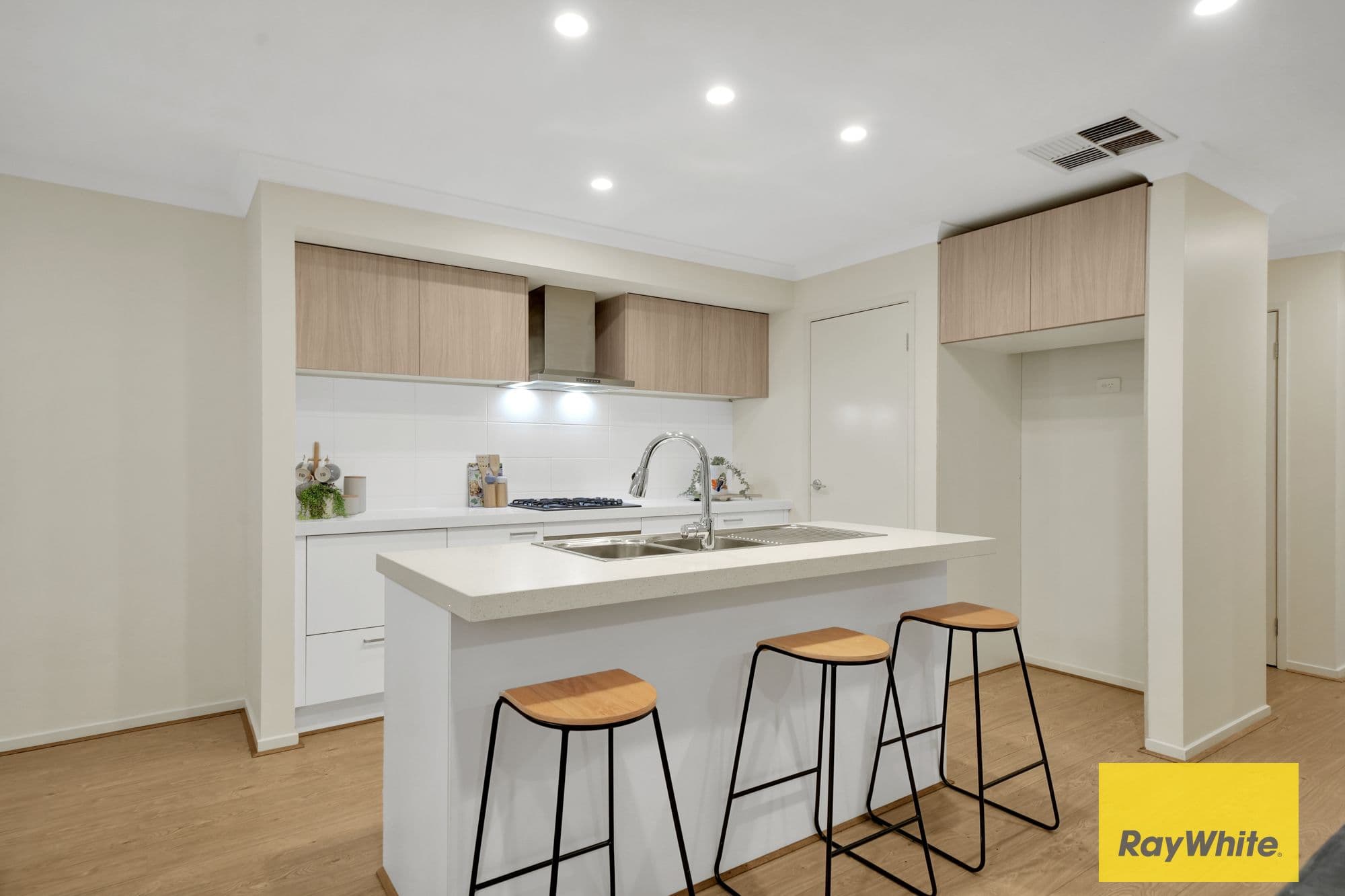 25 Plough Avenue, Truganina VIC 3029, Truganina - Thumbnail 8