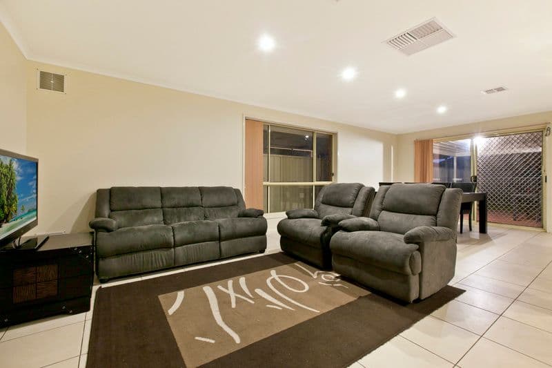 20 Ormond Avenue, CLEARVIEW SA 5085, Clearview - Thumbnail 2