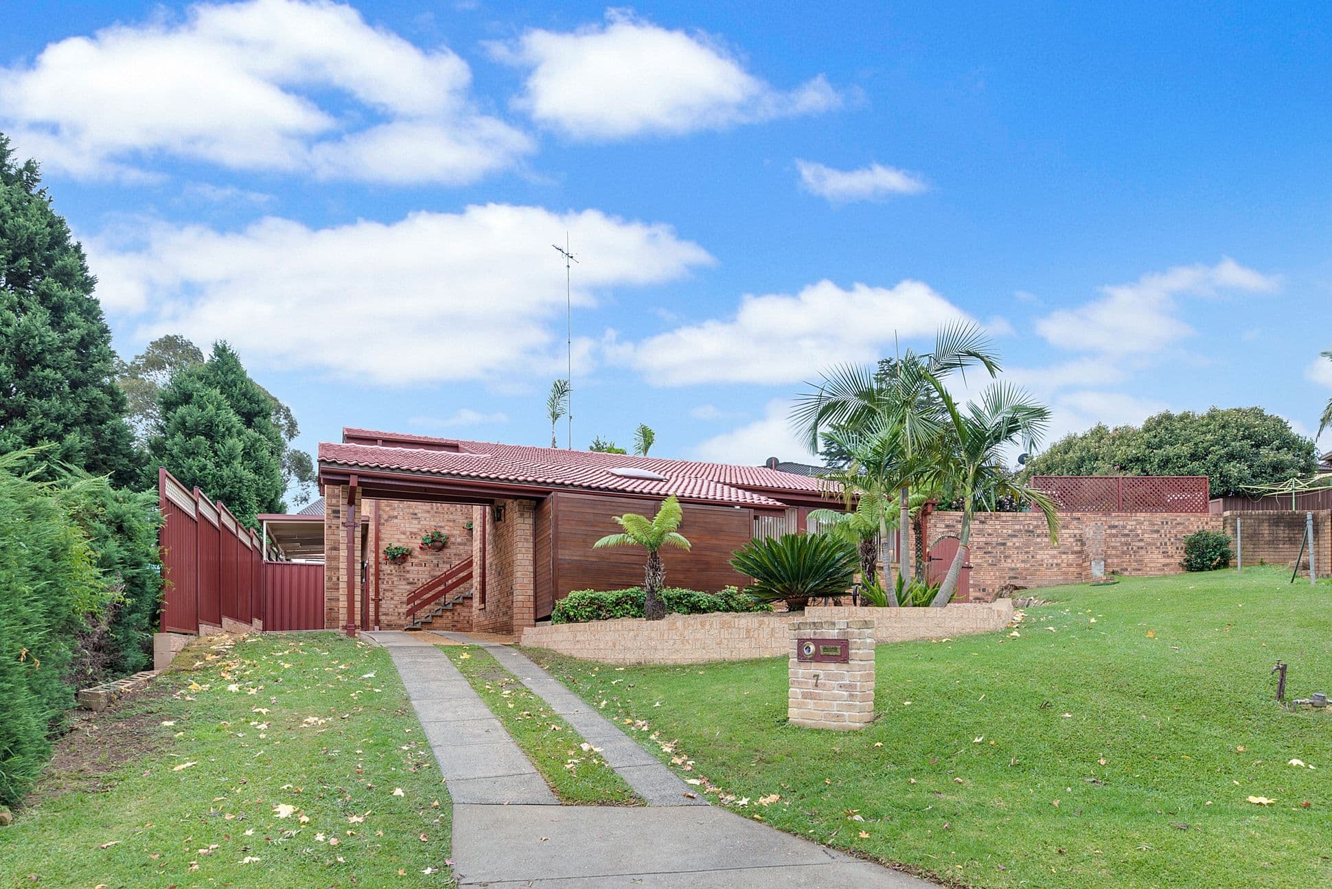 Bradbury NSW 2560, Bradbury - Image 1