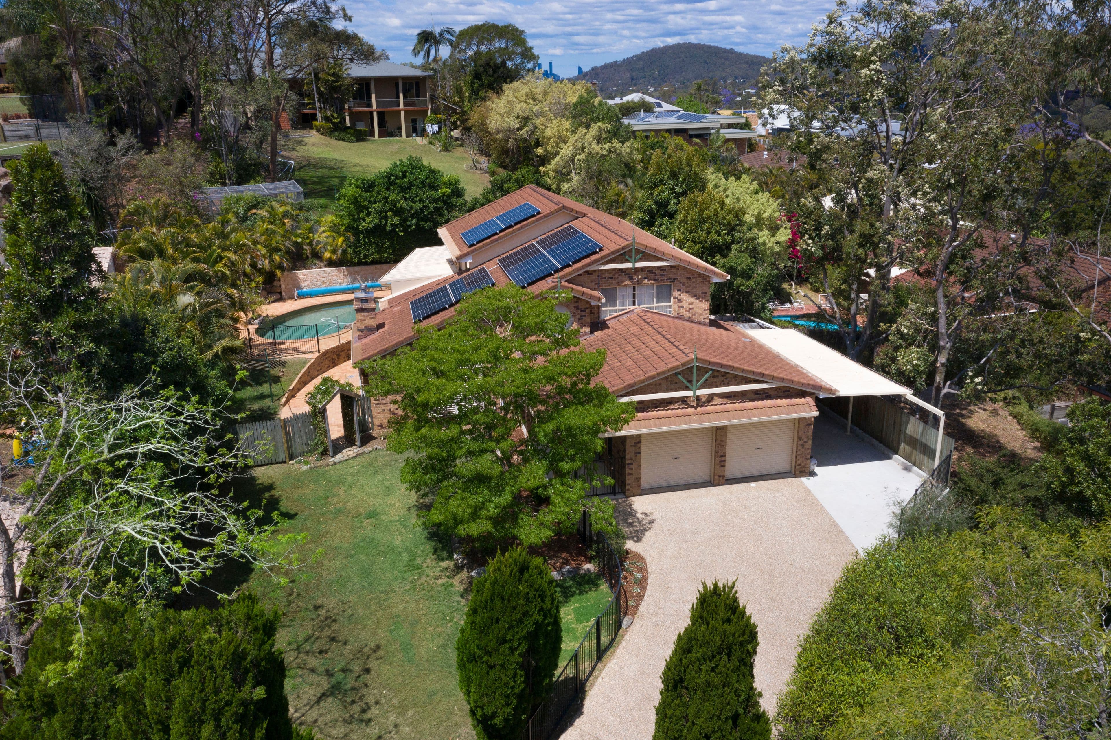 9 Saxonvale Place, The Gap QLD 4061, The Gap - Image 1