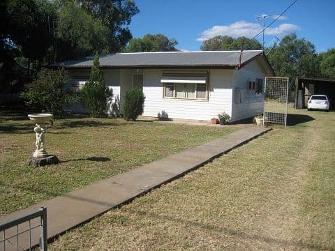 10 Floyd, COONAMBLE NSW 2829, Coonamble - Image 1