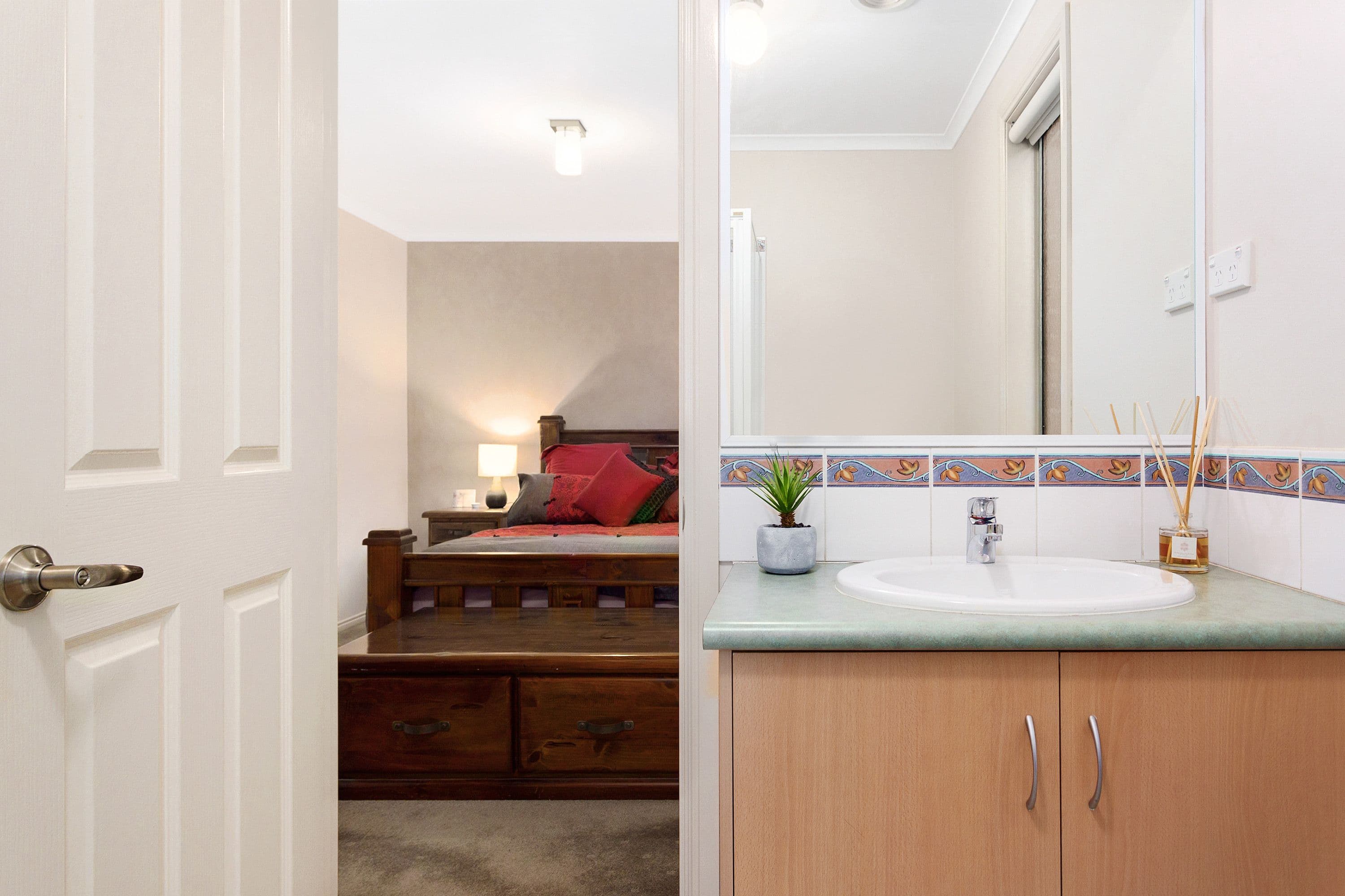 25 Pommel Street, Pakenham VIC 3810, Pakenham - Thumbnail 4