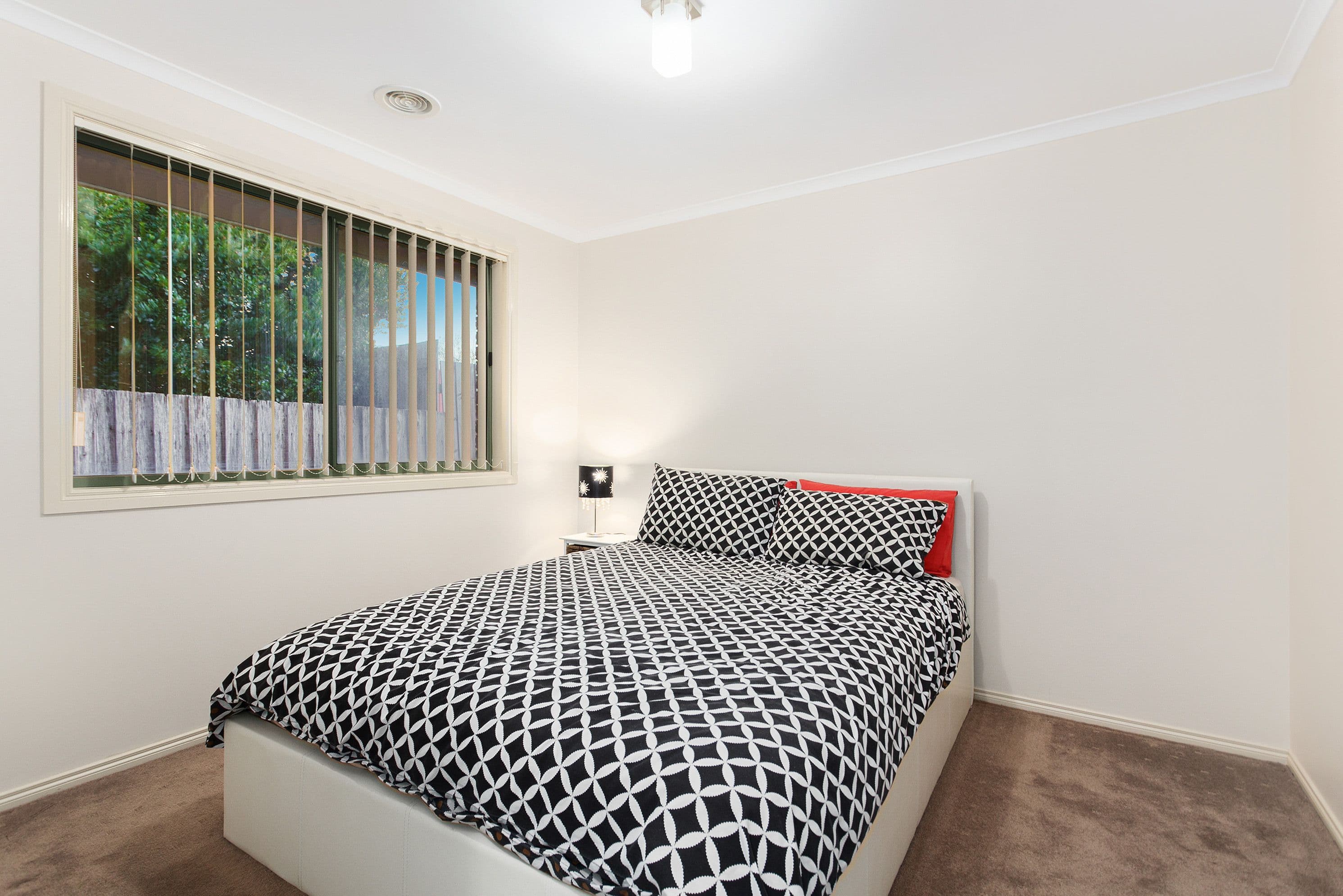 25 Pommel Street, Pakenham VIC 3810, Pakenham - Thumbnail 8