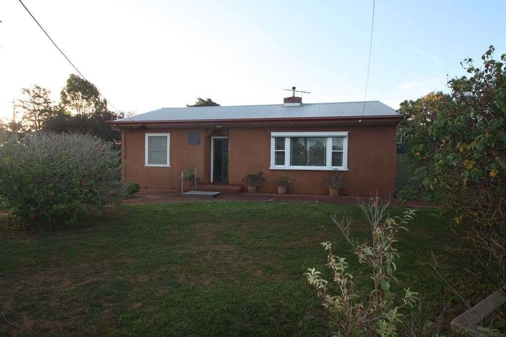 9 Woodyates Avenue, Salisbury North SA 5108, Salisbury North - Thumbnail 2