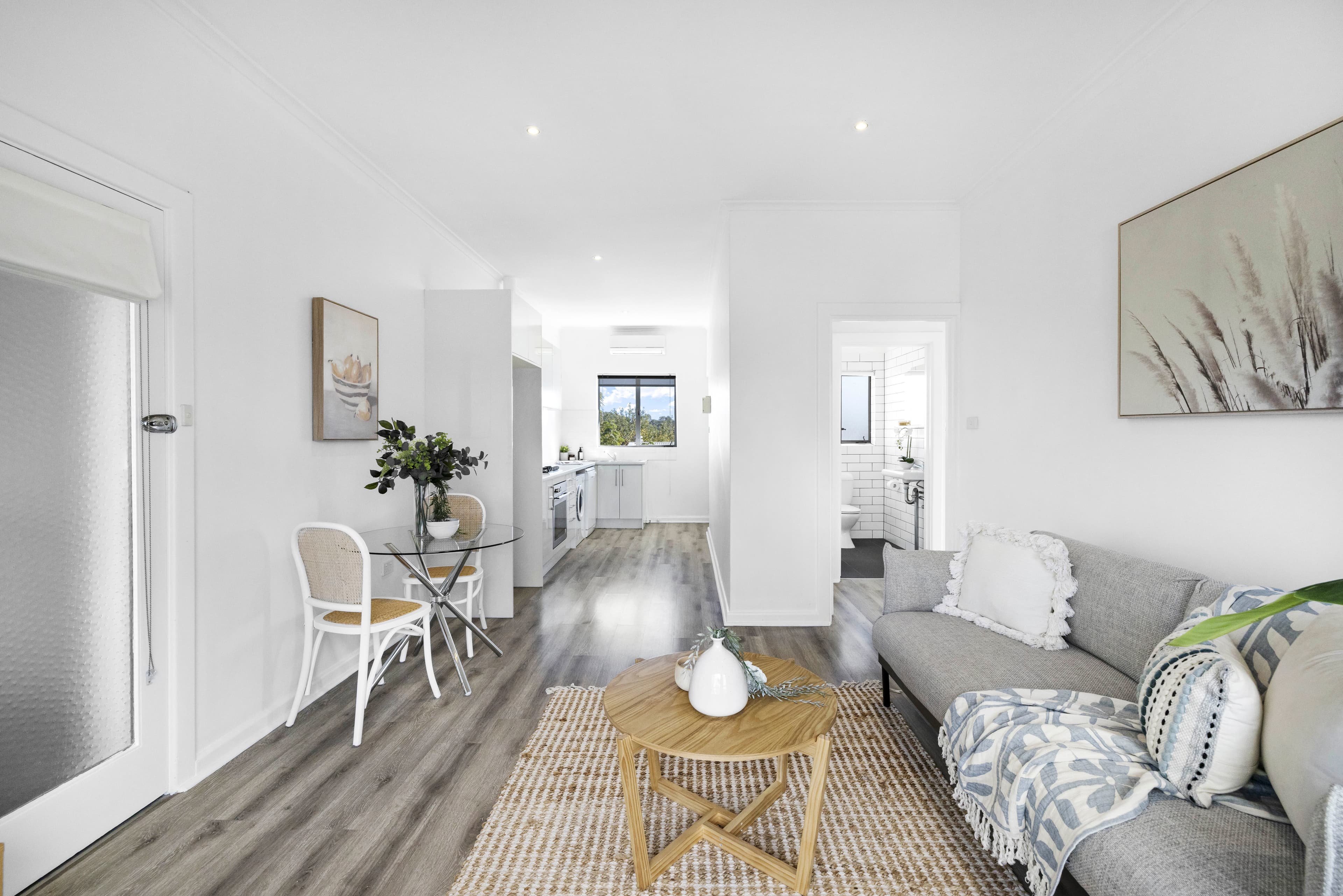 37 Honeybee Crescent, Calderwood, Calderwood - Thumbnail 3