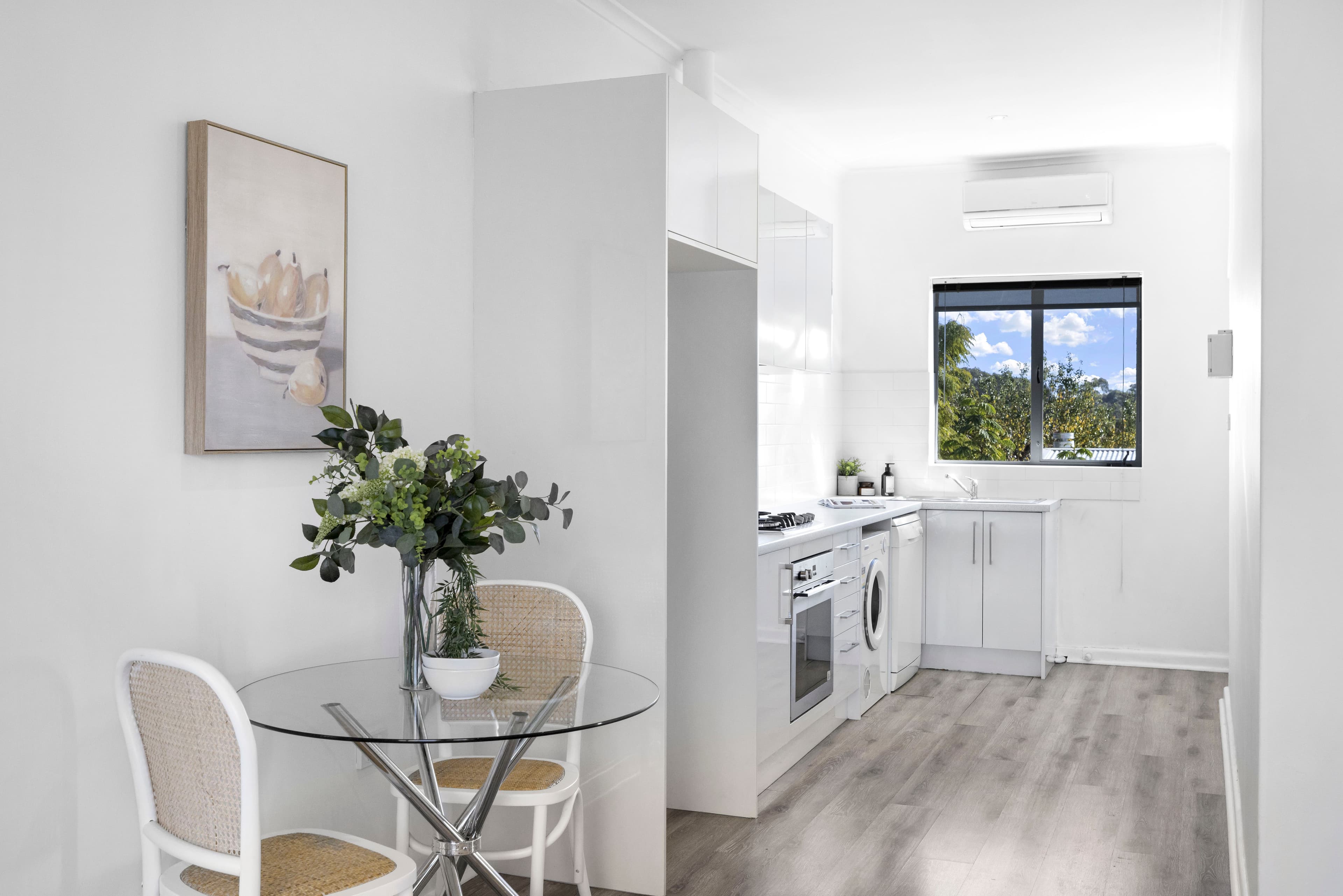 37 Honeybee Crescent, Calderwood, Calderwood - Thumbnail 4