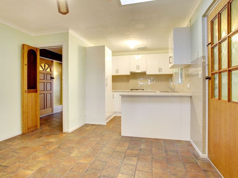 27 Woodstock Avenue, CHRISTIE DOWNS SA 5164, Christie Downs - Thumbnail 4