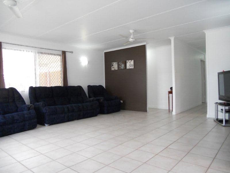 32 Old Shoal Point Road, BUCASIA QLD 4750, Bucasia - Thumbnail 3