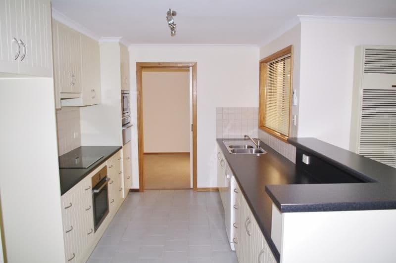 13 Anita Court, Aberfoyle Park SA 5159, Aberfoyle Park - Thumbnail 2