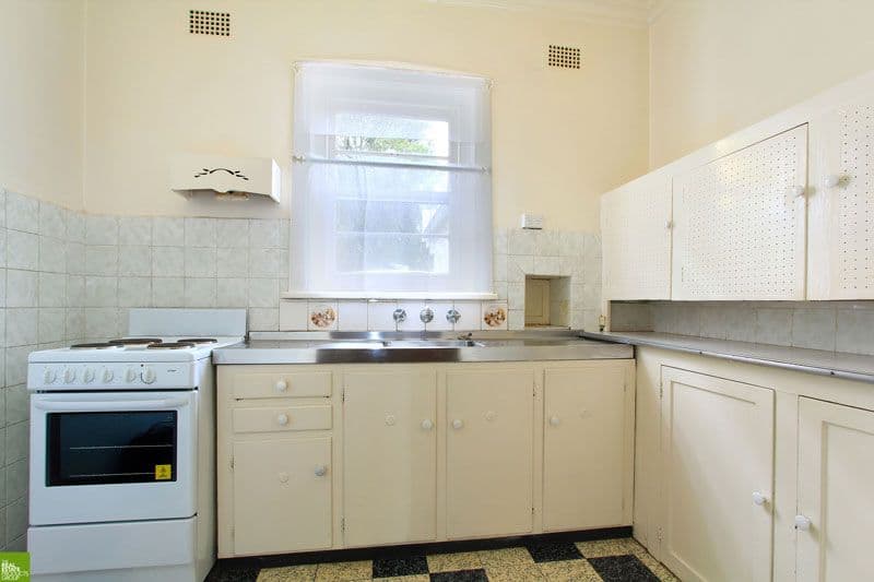 39 Woodlawn Avenue, MANGERTON NSW 2500, Mangerton - Thumbnail 8