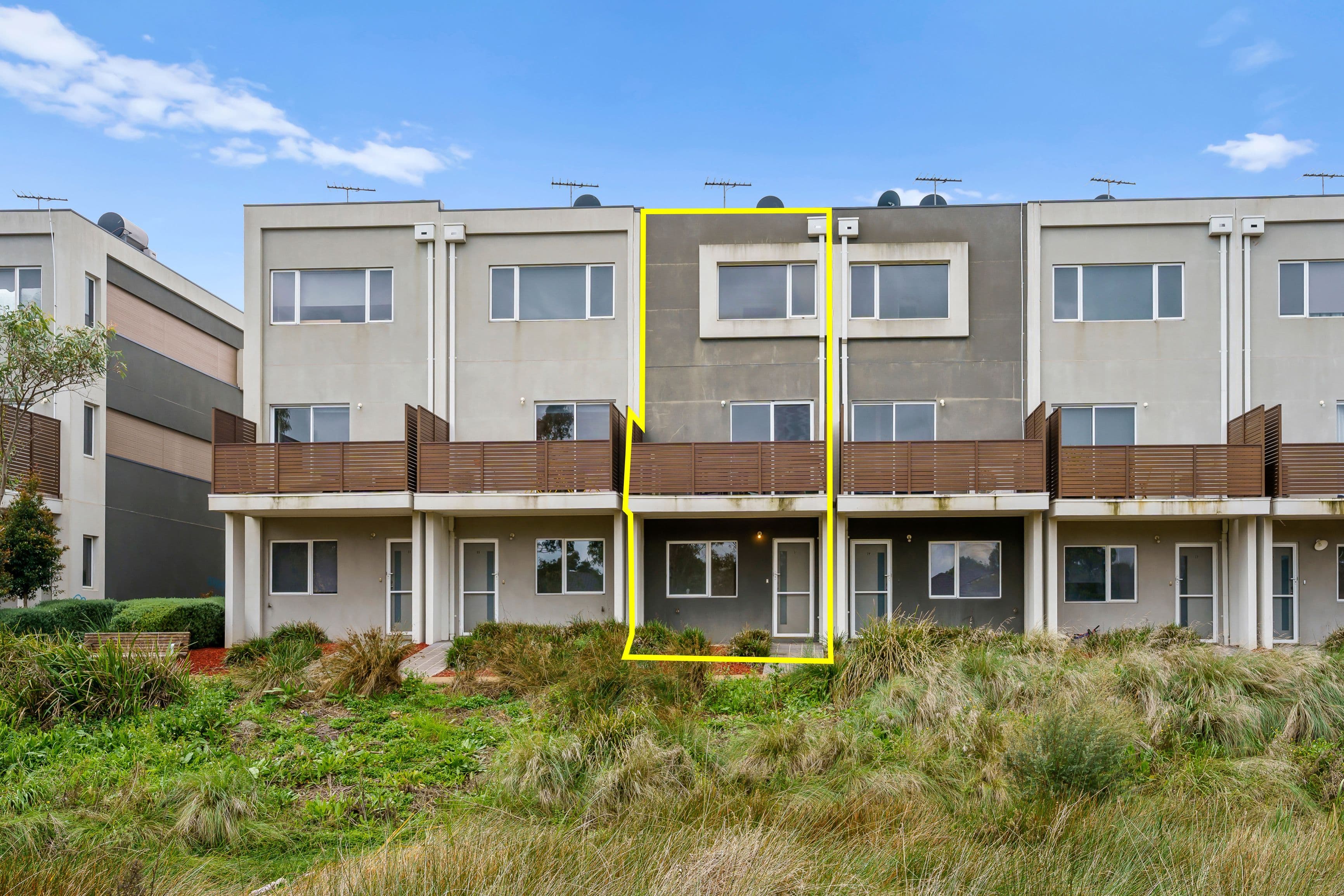 31 Chanticleer Drive, Mernda VIC 3754, Mernda - Thumbnail 2