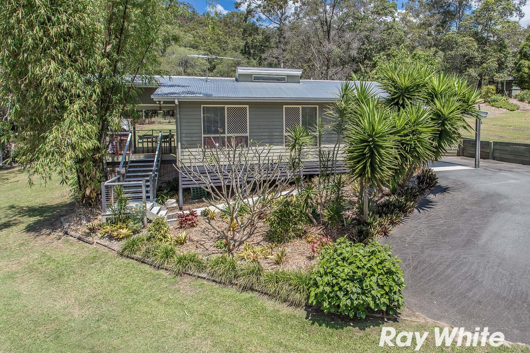11 Phoebe Court, Bunya QLD 4055, Bunya - Thumbnail 3
