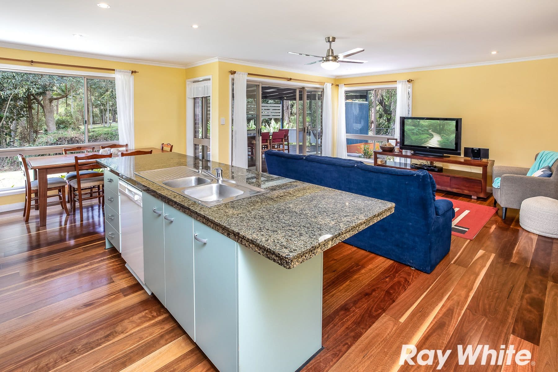 11 Phoebe Court, Bunya QLD 4055, Bunya - Thumbnail 5