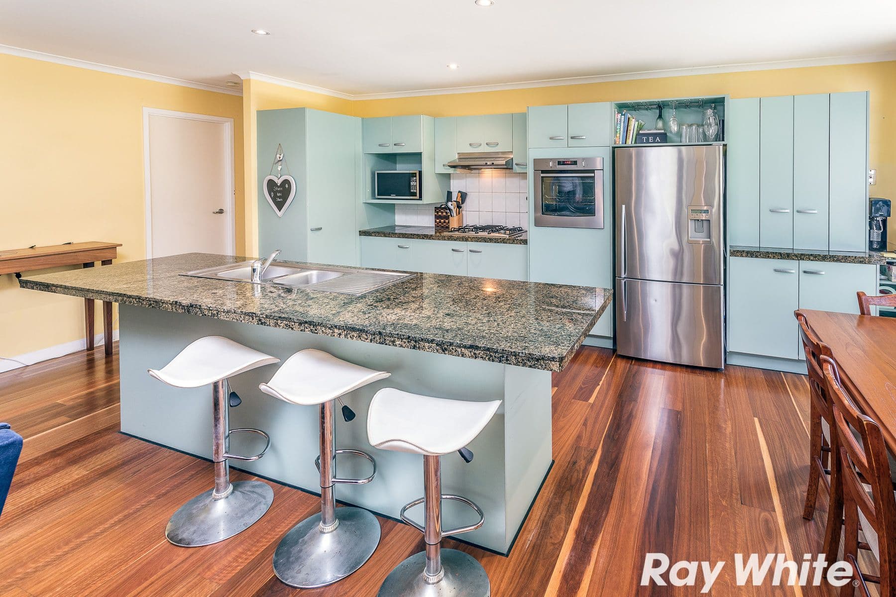 11 Phoebe Court, Bunya QLD 4055, Bunya - Thumbnail 6