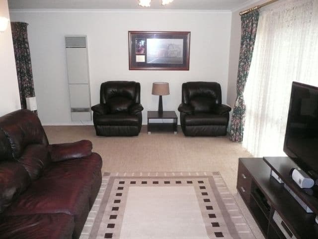 11 Francis Crescent, SALISBURY HEIGHTS SA 5109, Salisbury Heights - Thumbnail 2