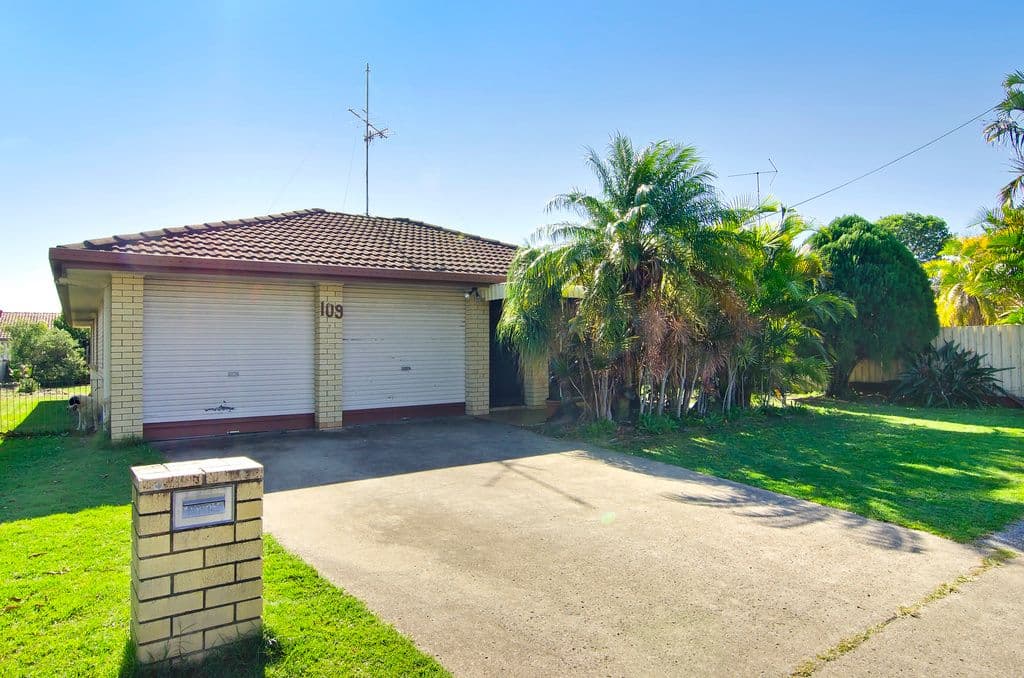 109 Palm Beach Avenue, PALM BEACH QLD 4221, Palm Beach - Thumbnail 2