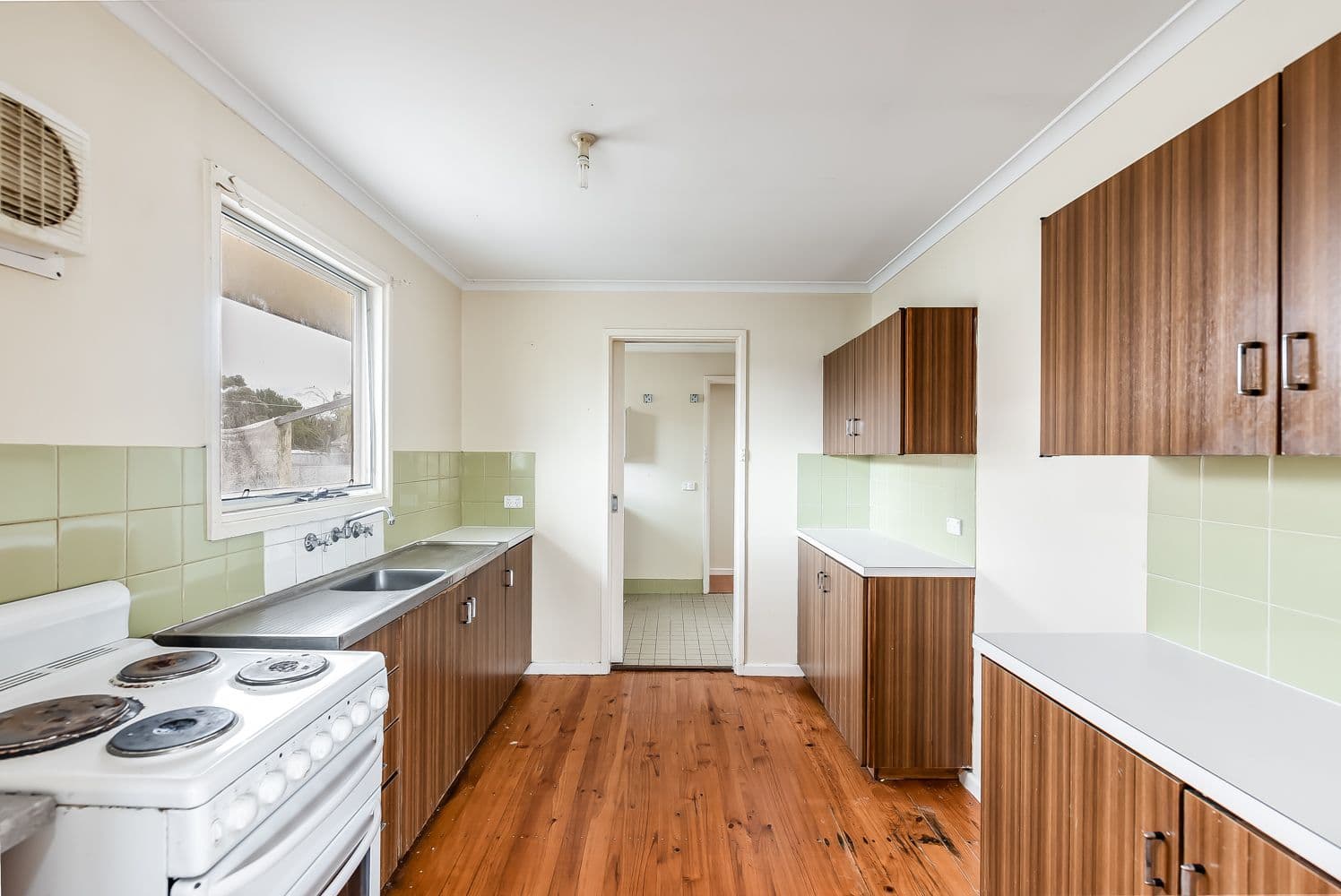 16 Matheson Street, Kingston Se SA 5275, Kingston Se - Thumbnail 4
