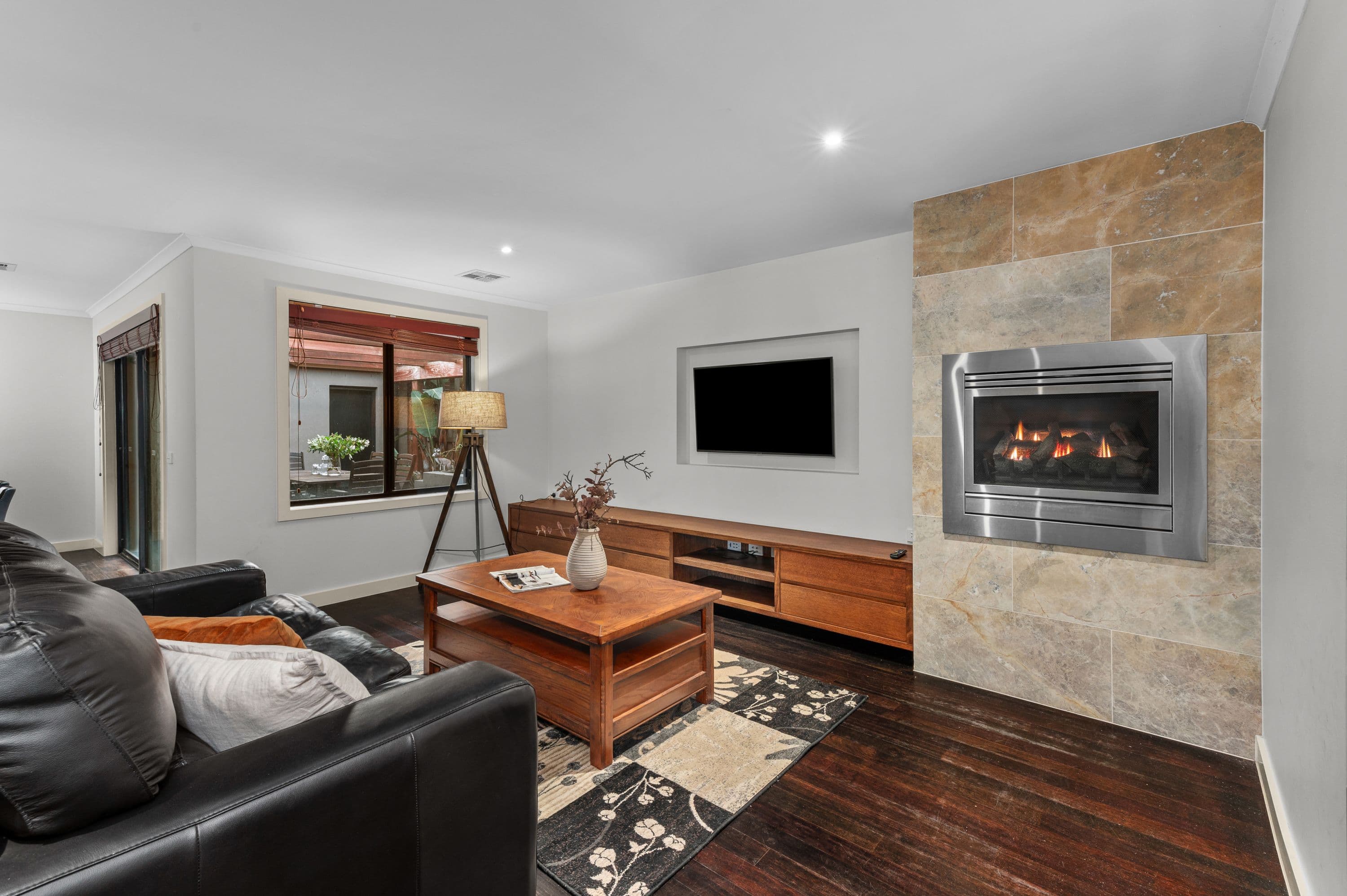 14 Montclaire Avenue, South Morang VIC 3752, South Morang - Thumbnail 5