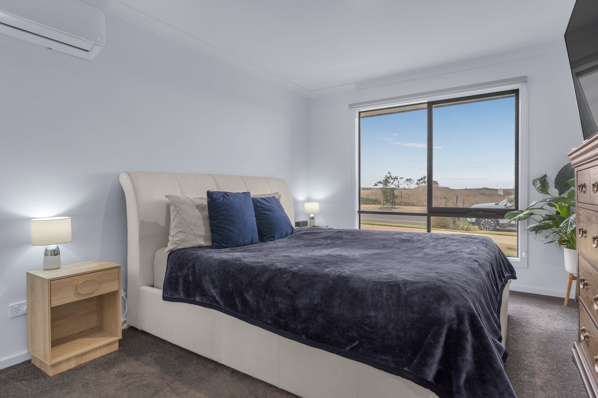 51 Aurich Street, WEIR VIEWS VIC 3338, Weir Views - Thumbnail 2