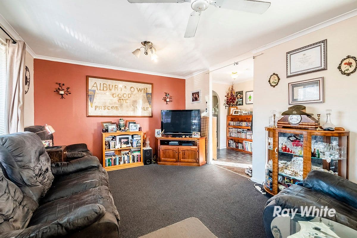 28 Valepark Crescent, Cranbourne VIC 3977, Cranbourne - Thumbnail 4
