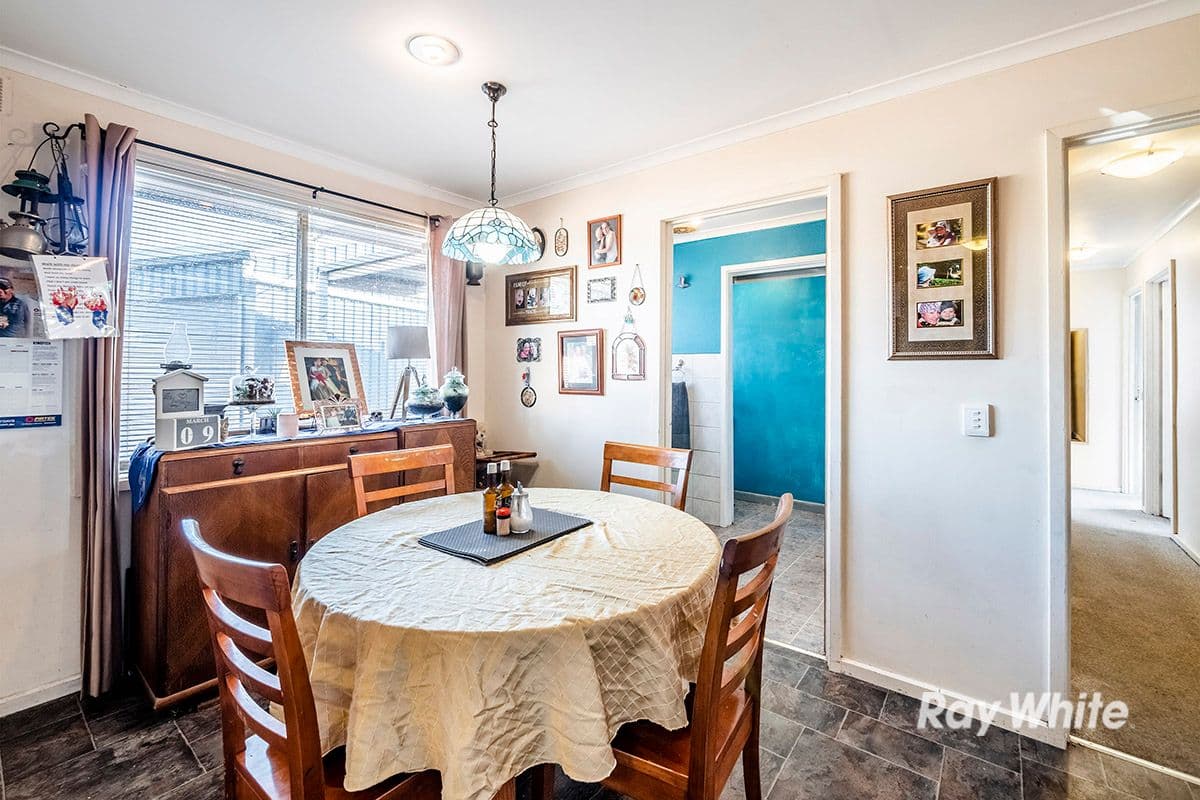 28 Valepark Crescent, Cranbourne VIC 3977, Cranbourne - Thumbnail 5