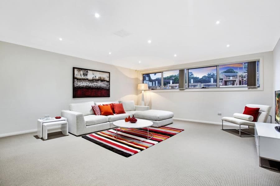 6 Moses Way, WINSTON HILLS NSW 2153, Winston Hills - Thumbnail 2