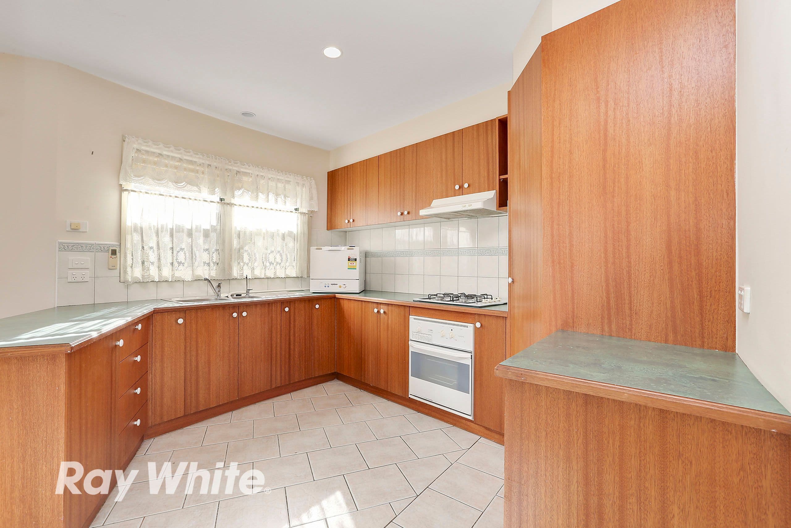17 Merlin Crescent, Corio VIC 3214, Corio - Thumbnail 3