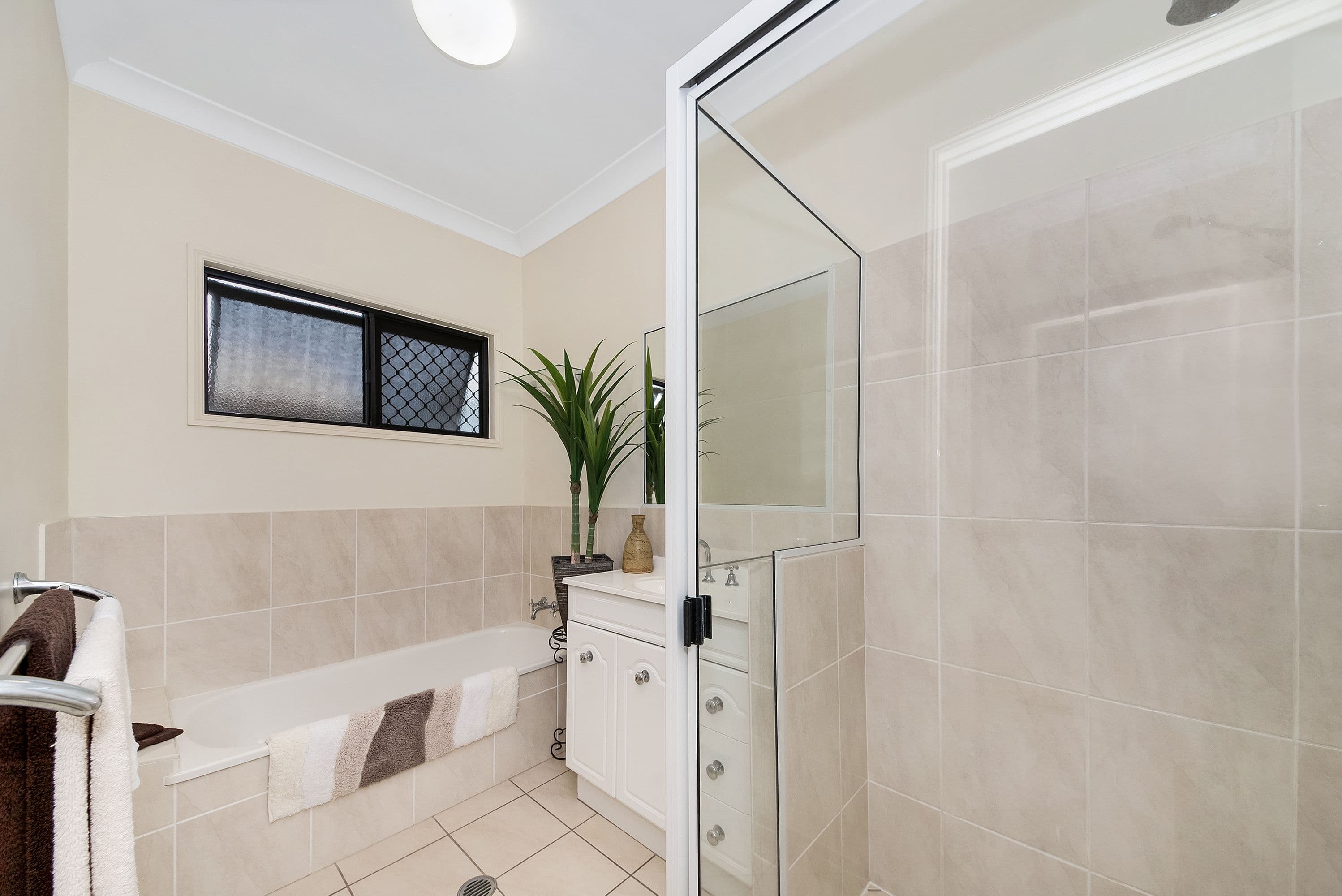 102 Greenwood Drive, Kirwan QLD 4817, Kirwan - Thumbnail 7