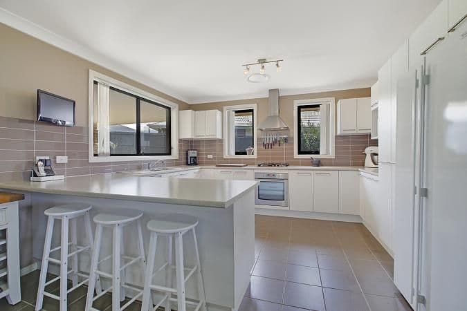 24 Barry Crescent, Goulburn NSW 2580, Goulburn - Thumbnail 2