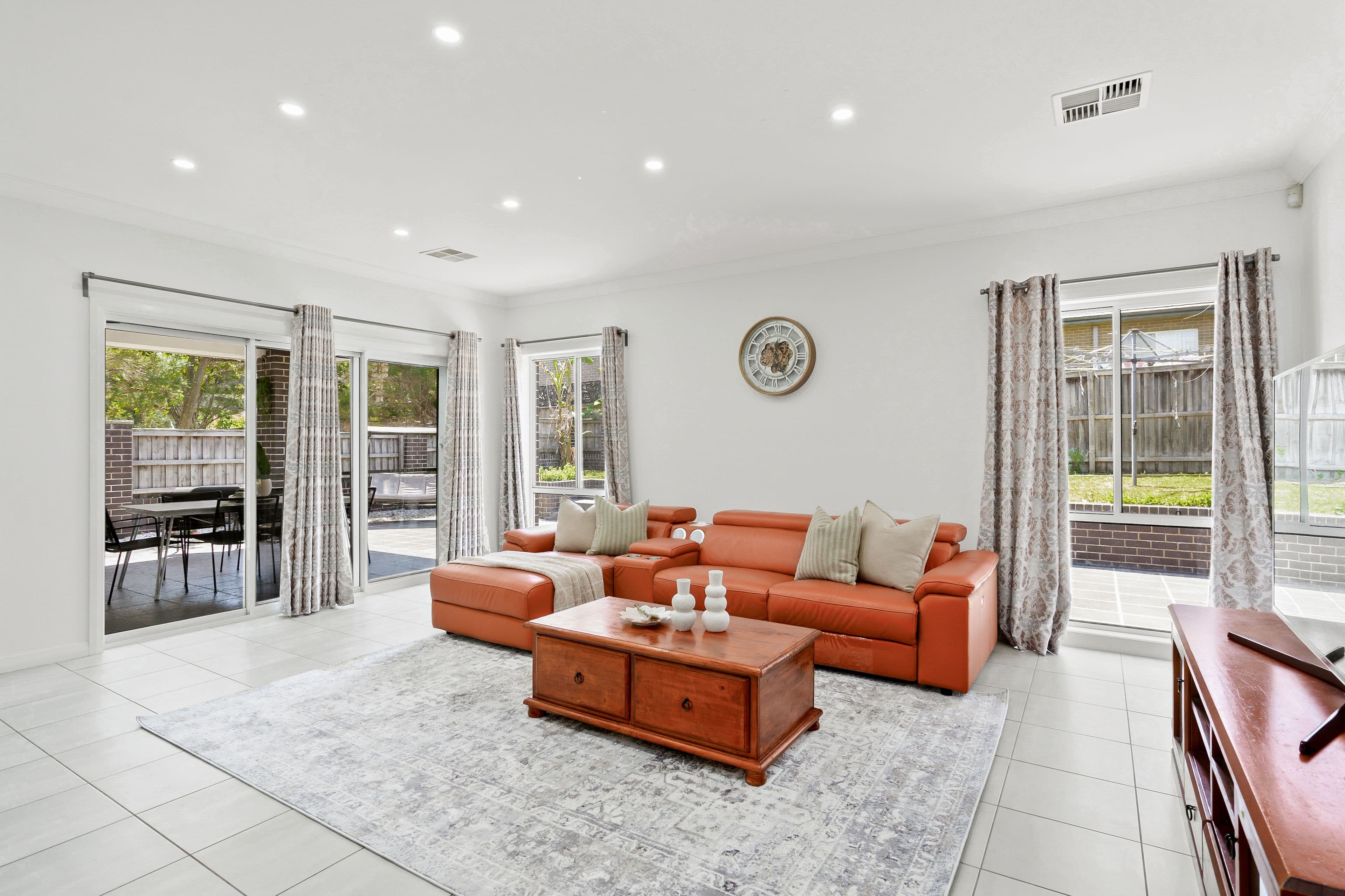 2 Carmargue Street, Beaumont Hills NSW 2155, Beaumont Hills - Thumbnail 4