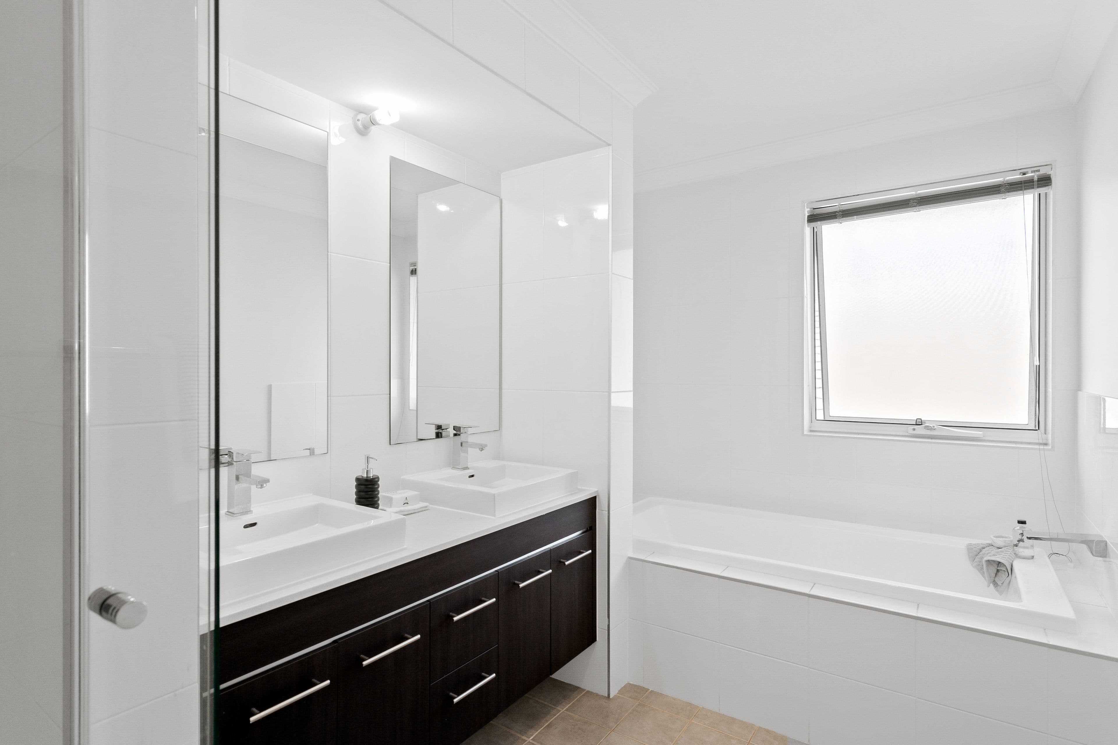 2 Carmargue Street, Beaumont Hills NSW 2155, Beaumont Hills - Thumbnail 6