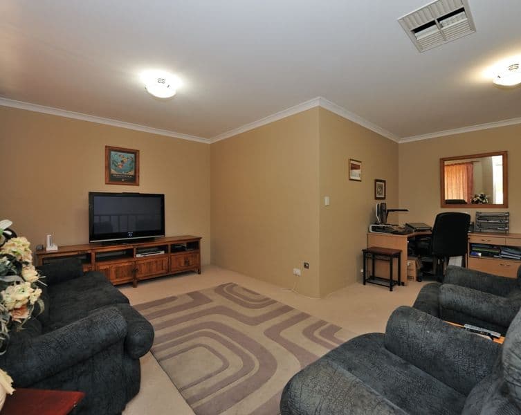 12 Paperbark Mews, WARNBRO WA 6169, Warnbro - Thumbnail 3