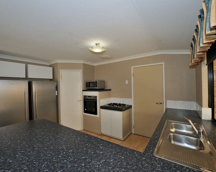 12 Paperbark Mews, WARNBRO WA 6169, Warnbro - Thumbnail 6