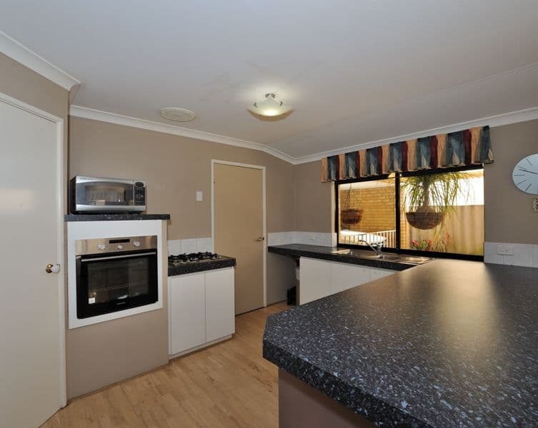 12 Paperbark Mews, WARNBRO WA 6169, Warnbro - Thumbnail 7