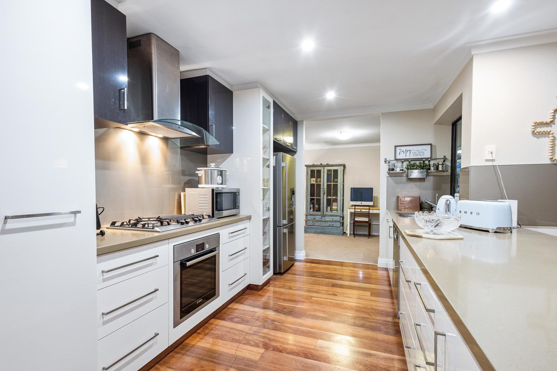 45 Mawson Crescent, Hillarys WA 6025, Hillarys - Thumbnail 5
