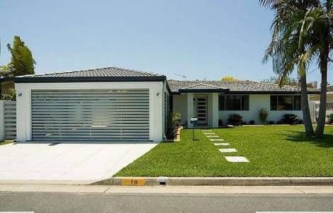 18 Naranga Avenue, Broadbeach Waters QLD 4218, Broadbeach Waters - Thumbnail 4