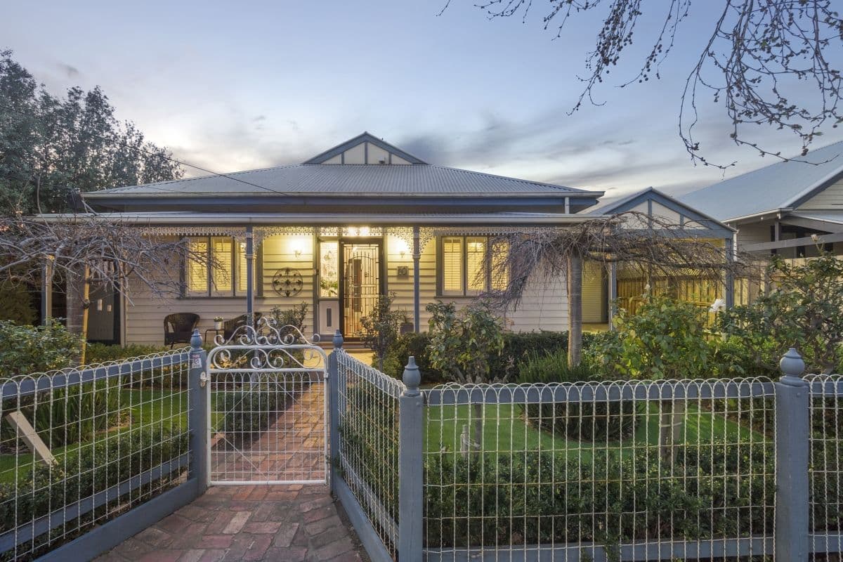 10 Bolwell Street, Werribee VIC 3030, Werribee - Image 1