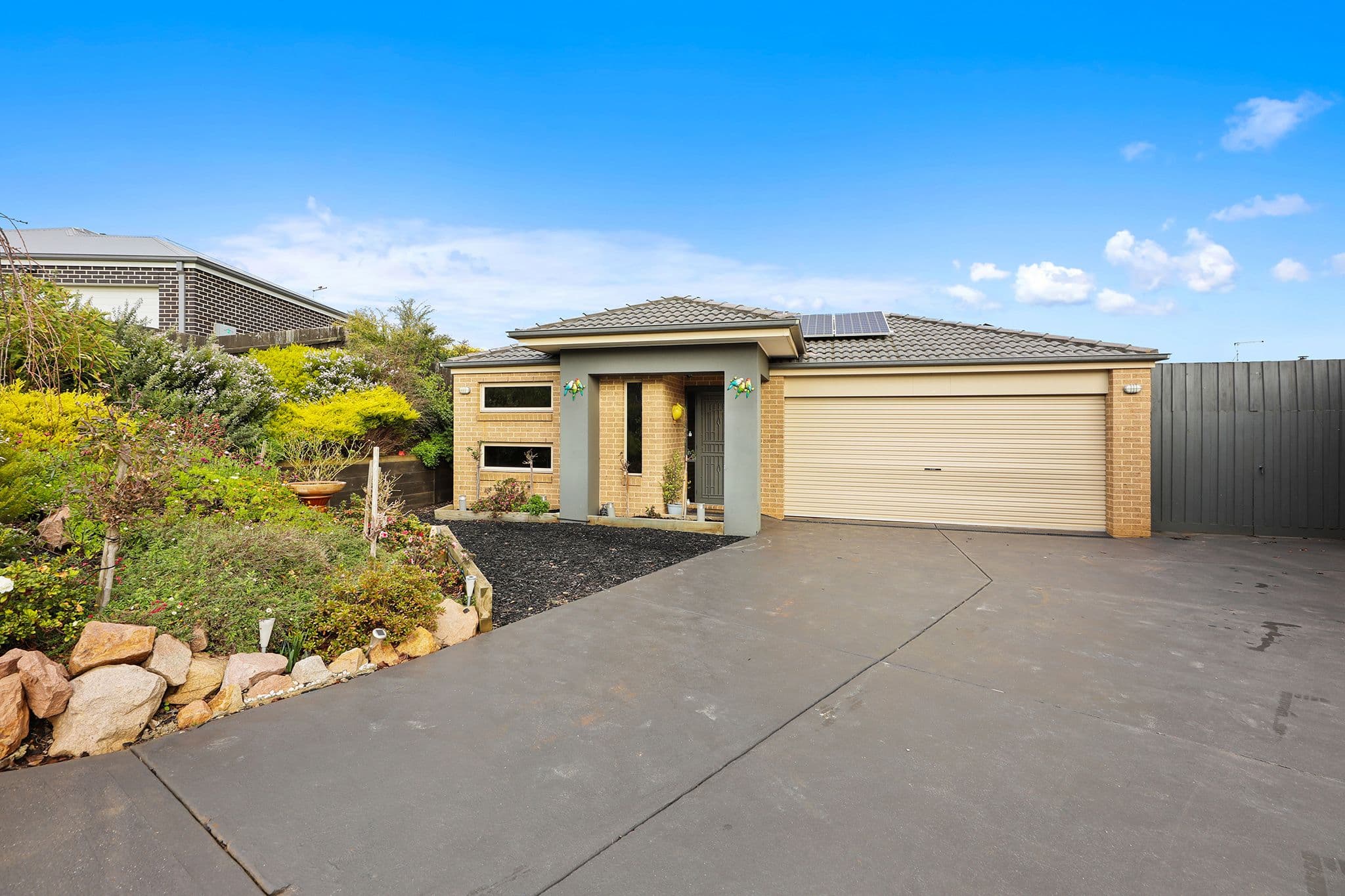 40 Kensington Square, Drouin VIC 3818, Drouin - Image 1