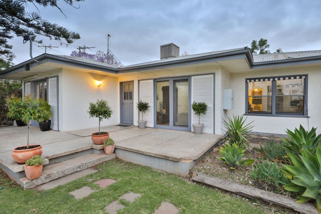 16 Leask Avenue, Mildura VIC 3500, Mildura - Thumbnail 2