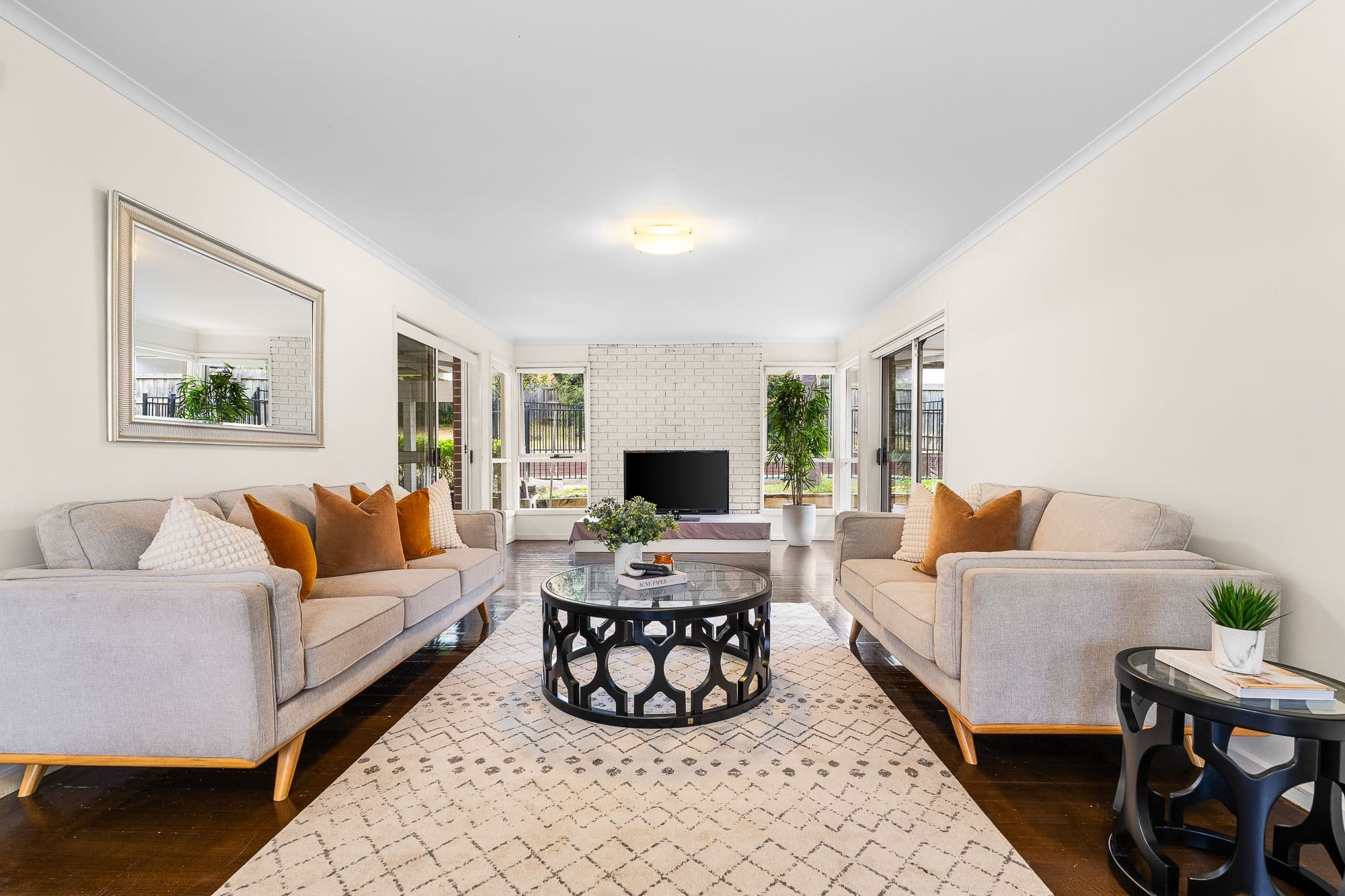 5 Silverdale Court, Doncaster East VIC 3109, Doncaster East - Thumbnail 2