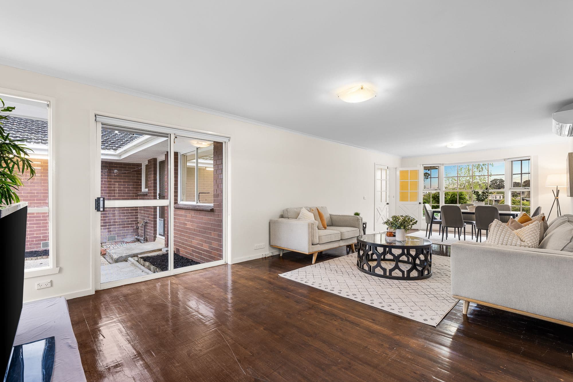 5 Silverdale Court, Doncaster East VIC 3109, Doncaster East - Thumbnail 4