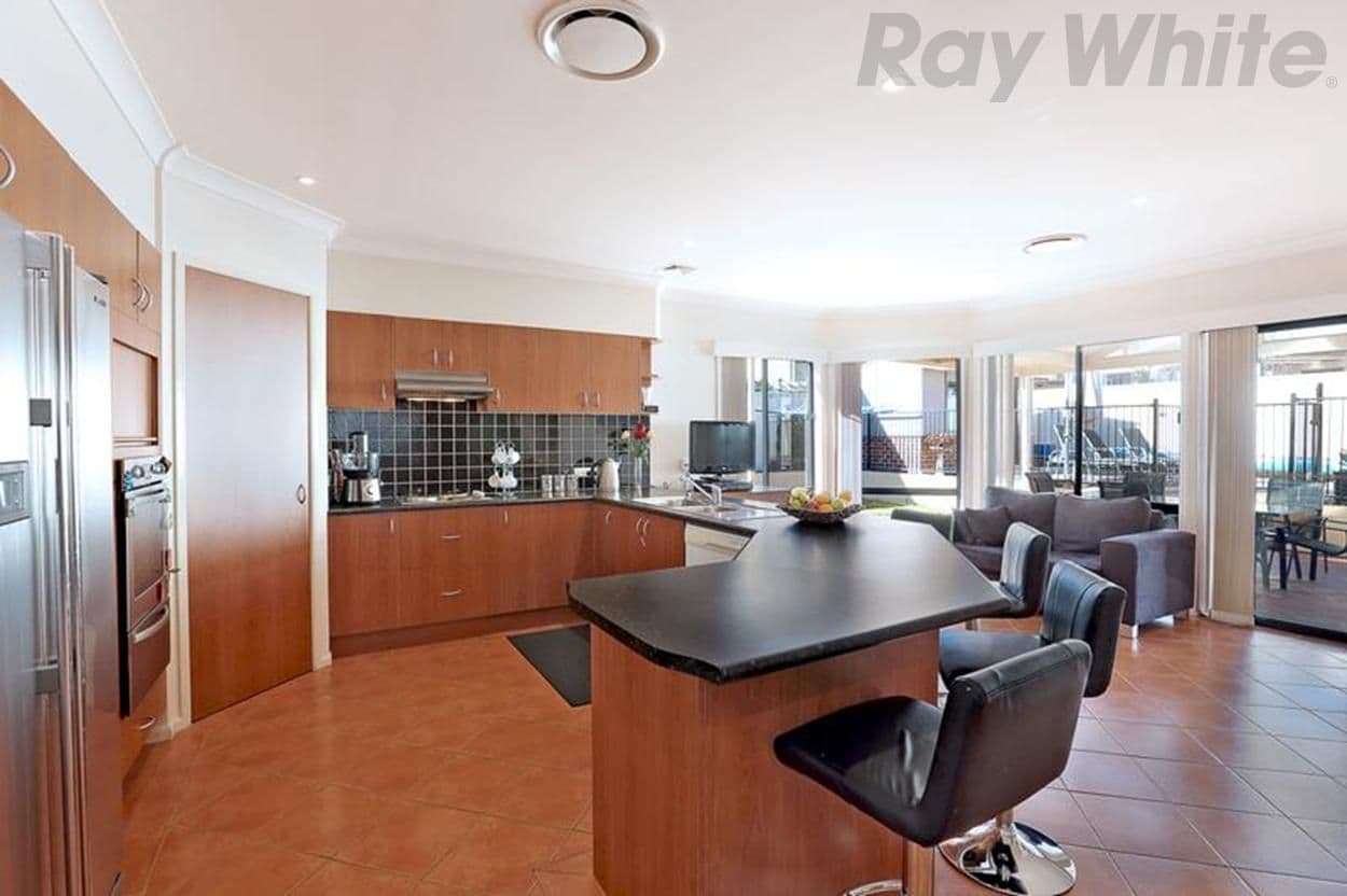 65 Lycett Avenue, West Hoxton NSW 2171, West Hoxton - Thumbnail 2